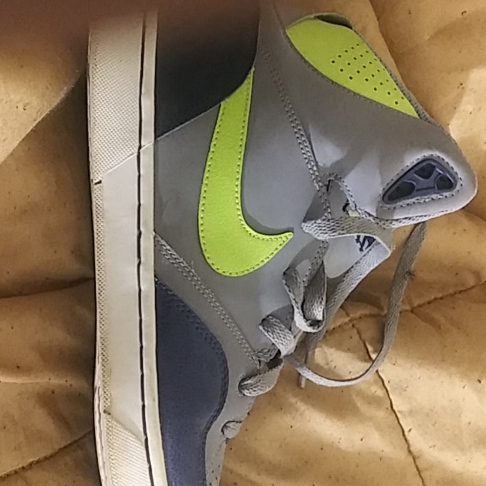 Nike vy